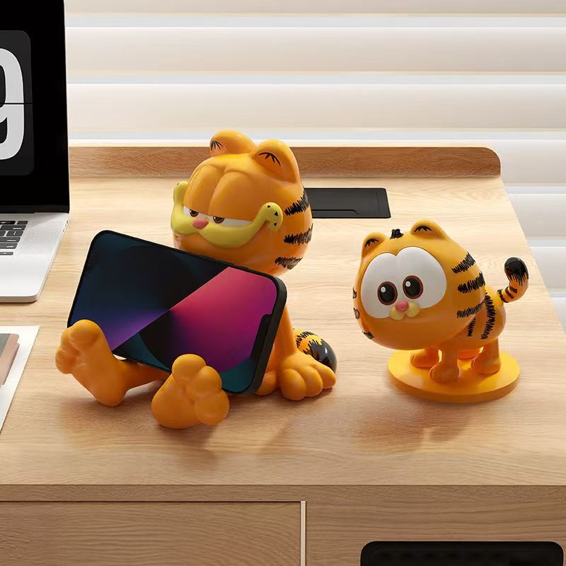 Resin Art Furniture - Garfield animation cartoon cute resin phone